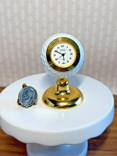 Golf ball stand mini - stand, clock
